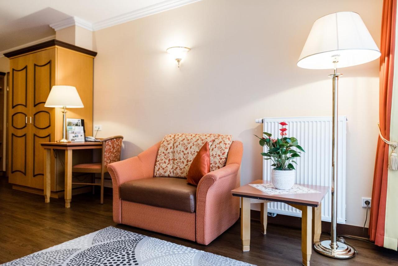 Akzent Hotel Bayerwald-Residenz Neukirchen  Exteriör bild